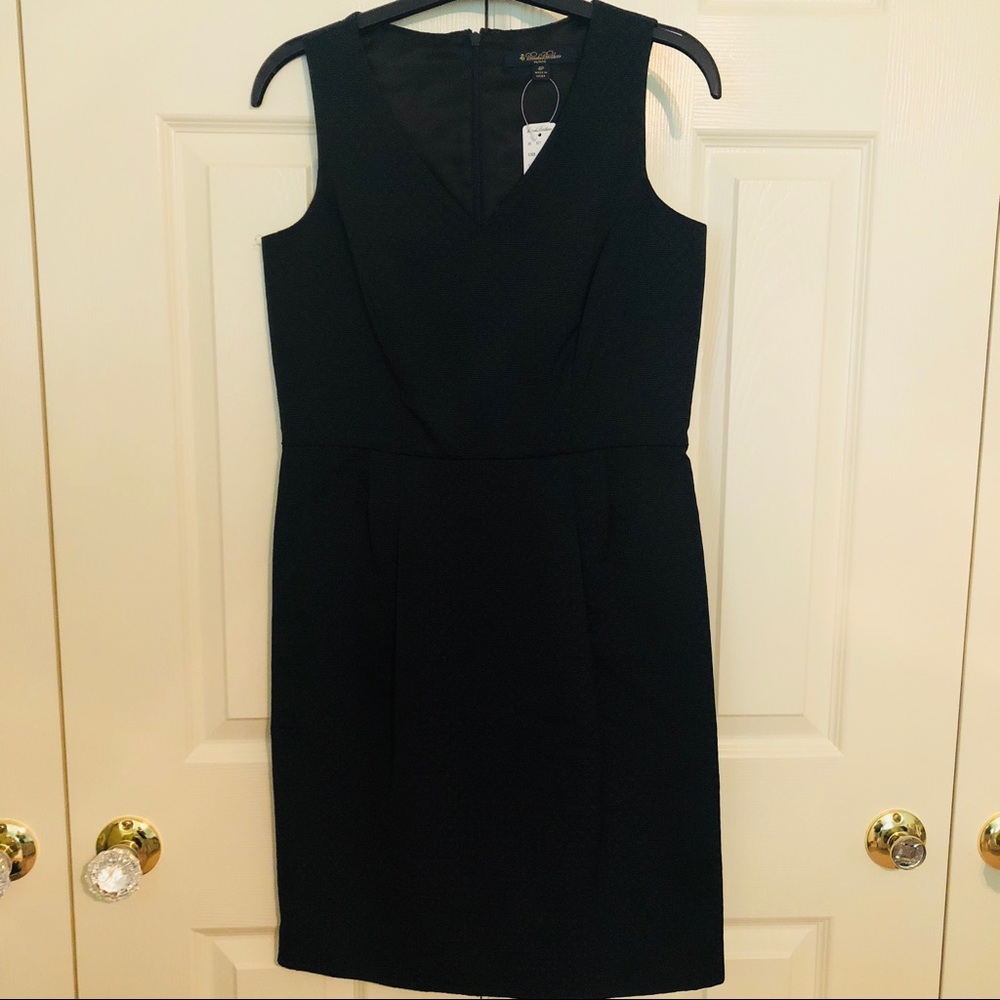 Brooks Brothers Black Patterned V-Neck Dress